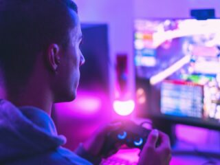 Social Gaming 101: How To Play Games For Free
