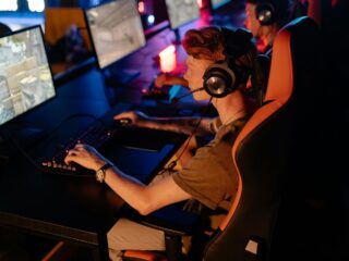 The Impact of CS:GO Updates on the Value of Rare Skins